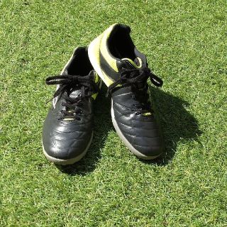 アンブロ(UMBRO)の※値引き可※【アンブロ】サッカー　トレーニングシューズ　25㌢(シューズ)