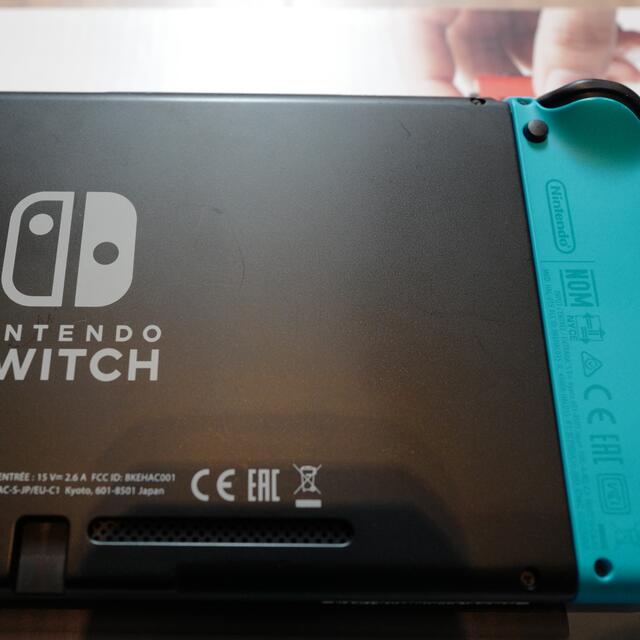 Nintendo Switch(ニンテンドースイッチ)の［july様専用］Nintendo switch 本体　旧型箱付き エンタメ/ホビーのゲームソフト/ゲーム機本体(携帯用ゲーム機本体)の商品写真