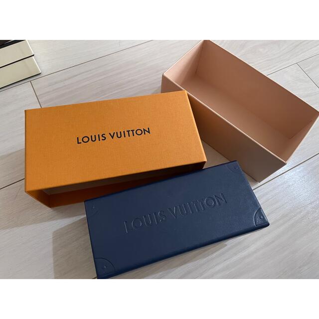 LOUIS VUITTON(ルイヴィトン)のsusi 9999様専用 Louis vuitton クロックワイズ サングラス メンズのファッション小物(サングラス/メガネ)の商品写真