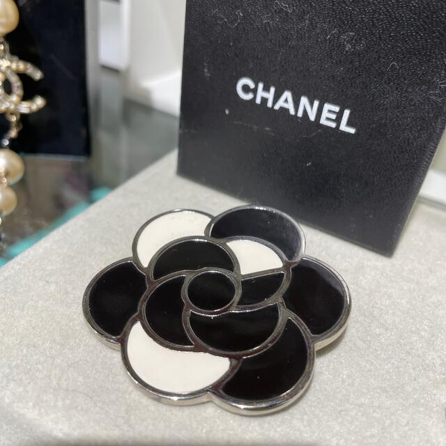 CHANEL カメリア　ブローチ