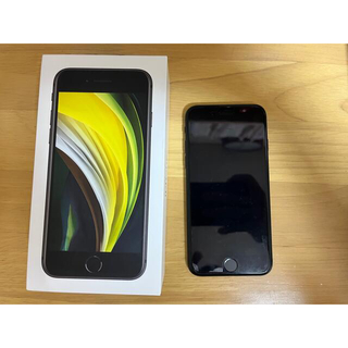 アイフォーン(iPhone)のiPhoneSE 第2世代 128G ブラック(スマートフォン本体)