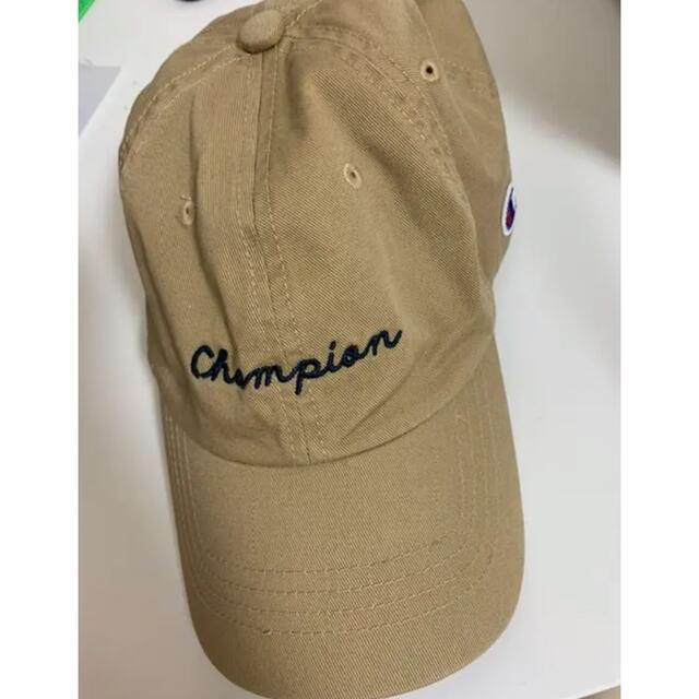 Champion(チャンピオン)のチャンピオン　ベージュ　キャップ メンズの帽子(キャップ)の商品写真