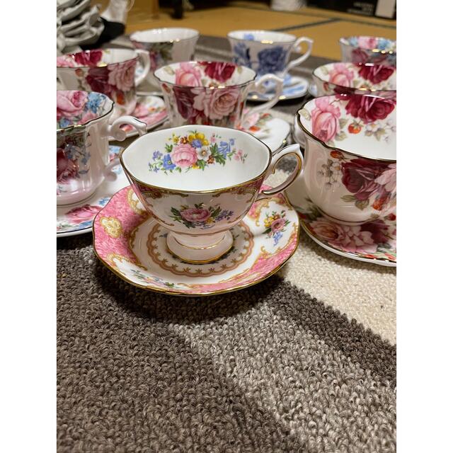 ROYAL ALBERT(ロイヤルアルバート)のRoyal ALBERT &Royal Arden 可愛いシリーズ インテリア/住まい/日用品のキッチン/食器(食器)の商品写真