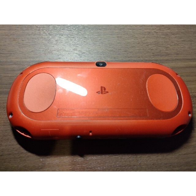 PlayStation Vita(プレイステーションヴィータ)のPSVITA PCH2000 ジャンク品 エンタメ/ホビーのゲームソフト/ゲーム機本体(携帯用ゲーム機本体)の商品写真