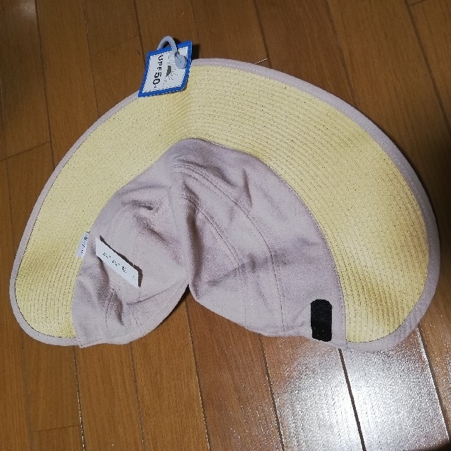 a.v.v(アーヴェヴェ)のa.v.v ポケッタブル UV 帽子 新品未使用 レディースの帽子(ハット)の商品写真