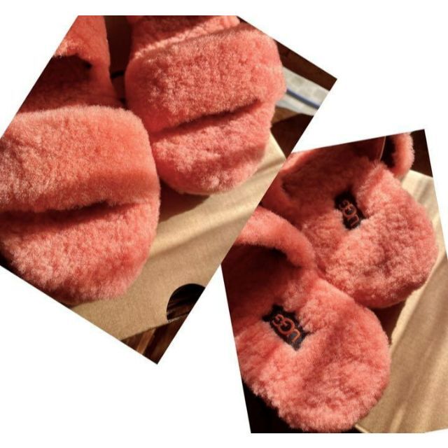 UGG(アグ)の@りりぃ様　✨美品✨23.5cm相当✨可愛い✨UGG✨FUZZ YEAH✨ レディースの靴/シューズ(サンダル)の商品写真