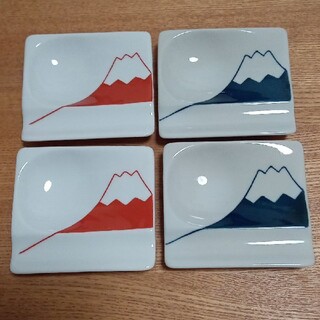波佐見焼　箸置き付きしょうゆ皿4枚セット　醤油皿　小皿　富士山