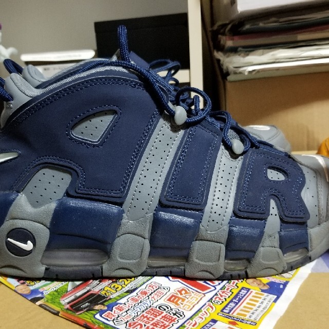 メンズNIKE モアアップテンポ