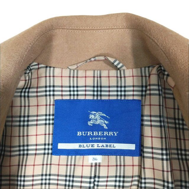 BURBERRY BLUE LABEL(バーバリーブルーレーベル)の美品 バーバリー ブルーレーベル プリーツ ウール ピーコート ベージュ Ｓ レディースのジャケット/アウター(ピーコート)の商品写真