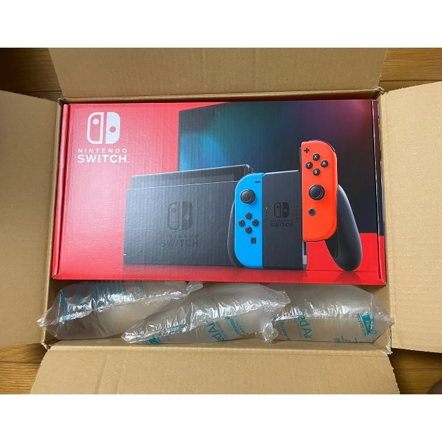 Nintendo Switch(ニンテンドースイッチ)の新品未開封☆Nintendo Switch 本体 ニンテンドースイッチ ネオン エンタメ/ホビーのゲームソフト/ゲーム機本体(家庭用ゲーム機本体)の商品写真