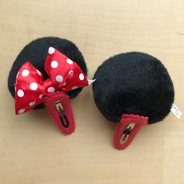 Disney(ディズニー)のDisney  ミニー　耳　ヘアピン エンタメ/ホビーのおもちゃ/ぬいぐるみ(キャラクターグッズ)の商品写真