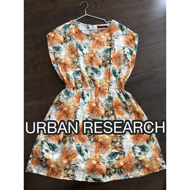 URBAN RESEARCH(アーバンリサーチ)のアーバンリサーチ　花柄ワンピース ワンピース 花柄 レディースのワンピース(ひざ丈ワンピース)の商品写真