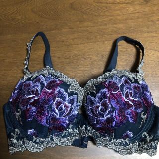 ノエビアドラマティックローズブラジャー | ノエビア ドラマティック