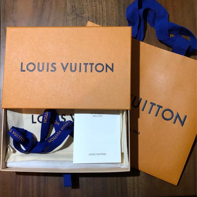 LOUIS VUITTON(ルイヴィトン)のルイヴィトン エピ 長財布 空箱＆紙袋 レディースのバッグ(ショップ袋)の商品写真