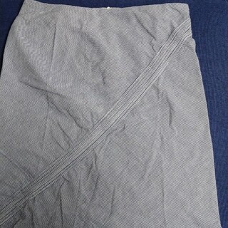 アーペーセー(A.P.C)のアーペーセー　スカート　サイズ36(ひざ丈スカート)