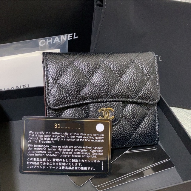 納得できる割引 CHANEL キャビアスキン 二つ折り財布 値下げ！CHANEL 財布