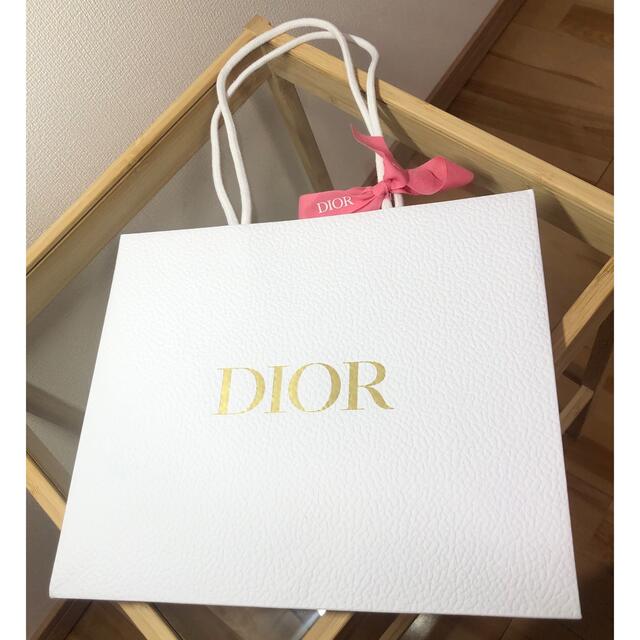 Dior(ディオール)のDIOR 紙袋 レディースのバッグ(ショップ袋)の商品写真