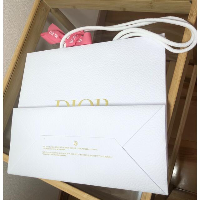 Dior(ディオール)のDIOR 紙袋 レディースのバッグ(ショップ袋)の商品写真