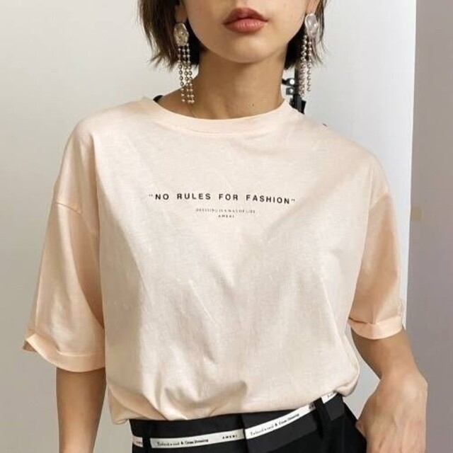 Ameri VINTAGE(アメリヴィンテージ)のAmeri SLOGAN Tee レディースのトップス(Tシャツ(半袖/袖なし))の商品写真