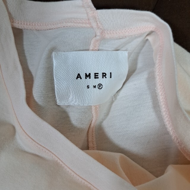 Ameri VINTAGE(アメリヴィンテージ)のAmeri SLOGAN Tee レディースのトップス(Tシャツ(半袖/袖なし))の商品写真