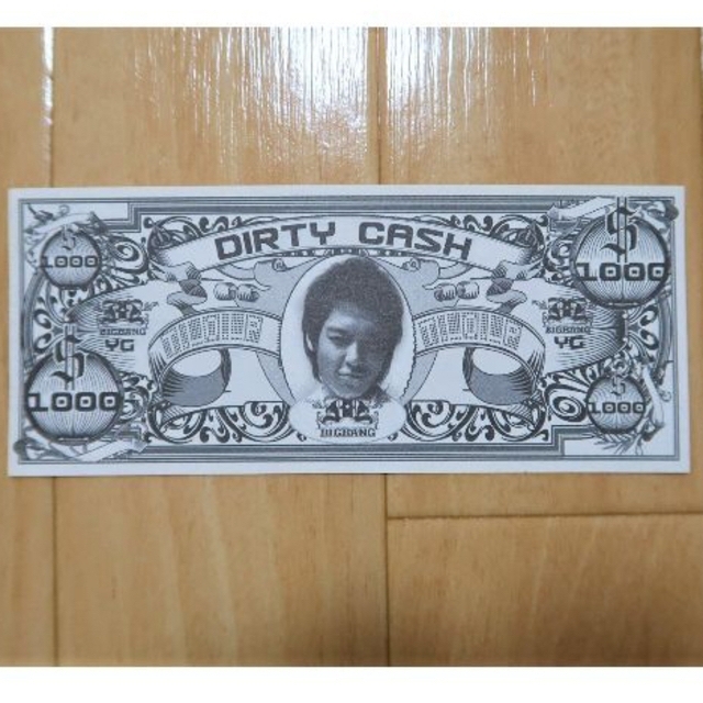 BIGBANG(ビッグバン)のBIGBANG DIRTY CASH（コンサートグッズ）TOP エンタメ/ホビーのエンタメ その他(その他)の商品写真