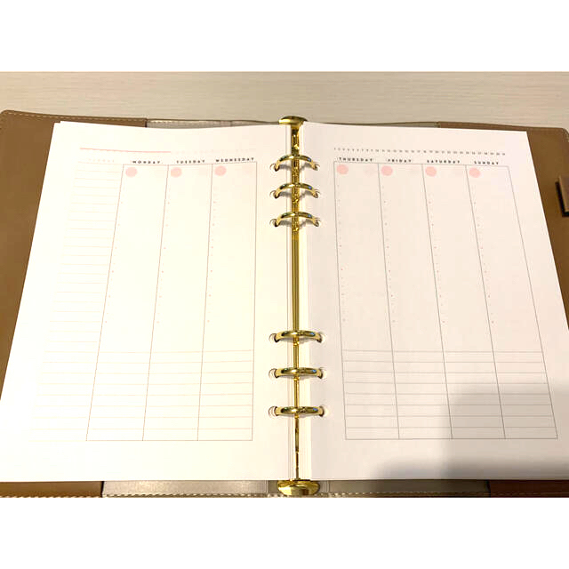 マークス　システム手帳A5サイズ インテリア/住まい/日用品の文房具(カレンダー/スケジュール)の商品写真