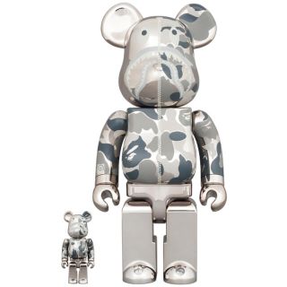 アベイシングエイプ(A BATHING APE)のCAMO SHARK BE@RBRICK 100% & 400% SILVER(フィギュア)