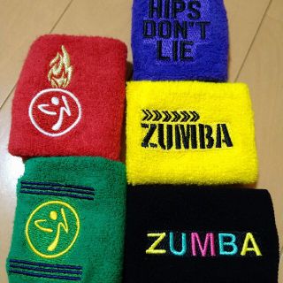 ズンバ(Zumba)のUSED 数回使用　Zumba ズンバ　リストバンド5点　JWI購入品(トレーニング用品)