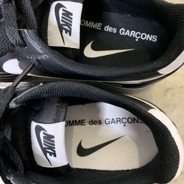 COMME des GARCONS(コムデギャルソン)のNIKE comme des garçons ナイキ ギャルソン cortez レディースの靴/シューズ(スニーカー)の商品写真