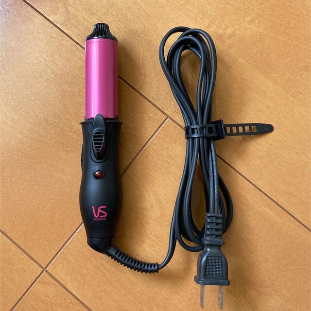 VIDAL SASSOON ヘアアイロン カールアイロン  VSI-1008 スマホ/家電/カメラの美容/健康(ヘアアイロン)の商品写真