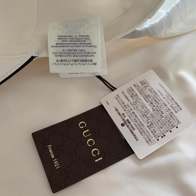 Gucci(グッチ)のGUCCI キャップ　ホワイト　XL タグ付き メンズの帽子(キャップ)の商品写真