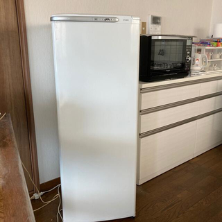 ミツビシデンキ(三菱電機)の三菱冷凍庫　引き取りできる方限定　さち様専用(冷蔵庫)