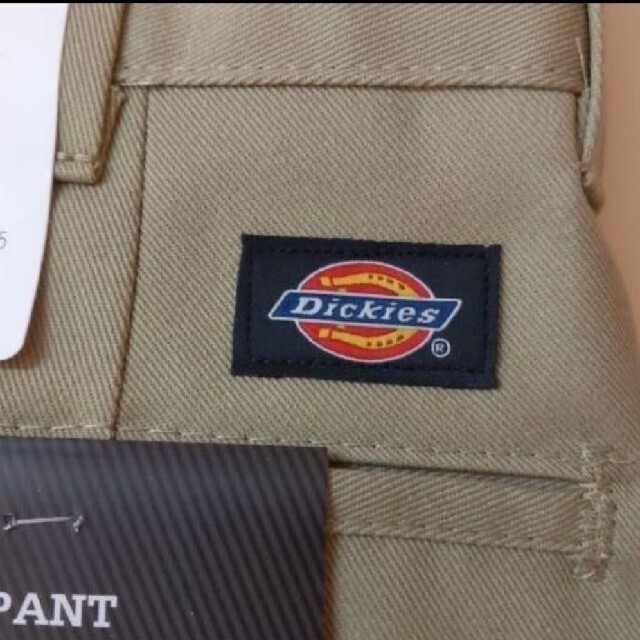 Dickies(ディッキーズ)の新品 36x32 KH スリムフィット ワークパンツ ディッキーズ カーキ メンズのパンツ(ワークパンツ/カーゴパンツ)の商品写真