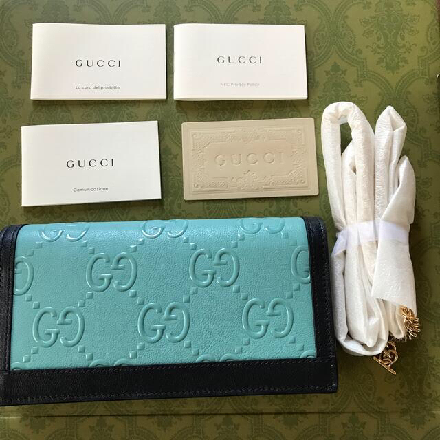 Gucci(グッチ)のGUCCIオンライン限定チェーン付きウォレット新品ウィメンズ財布グッチ GG柄 レディースのファッション小物(財布)の商品写真