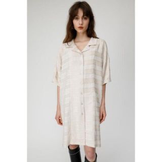 マウジー(moussy)のマウジー　シャツワンピース(シャツ/ブラウス(半袖/袖なし))