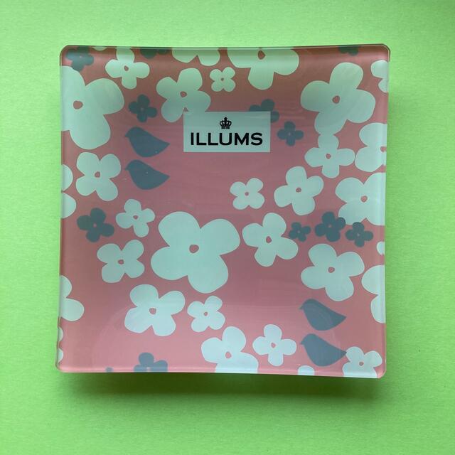 illume(イリューム)のILLUMS皿　4枚セット インテリア/住まい/日用品のキッチン/食器(食器)の商品写真