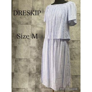 ドレスキップ(DRESKIP)の美品　DRESKIP 水色ストライプワンピース　サイズM(ひざ丈ワンピース)