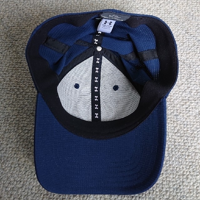 UNDER ARMOUR(アンダーアーマー)のゴルフ用キャップ メンズの帽子(キャップ)の商品写真