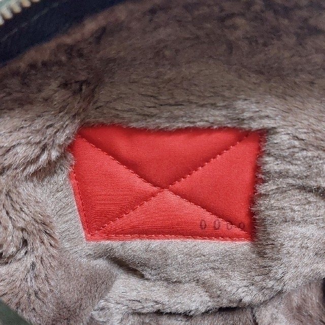 激レア⭐No.44【0000】⭐スウェーデン軍ジャケットリメイクバッグ⭐美品 メンズのバッグ(ショルダーバッグ)の商品写真