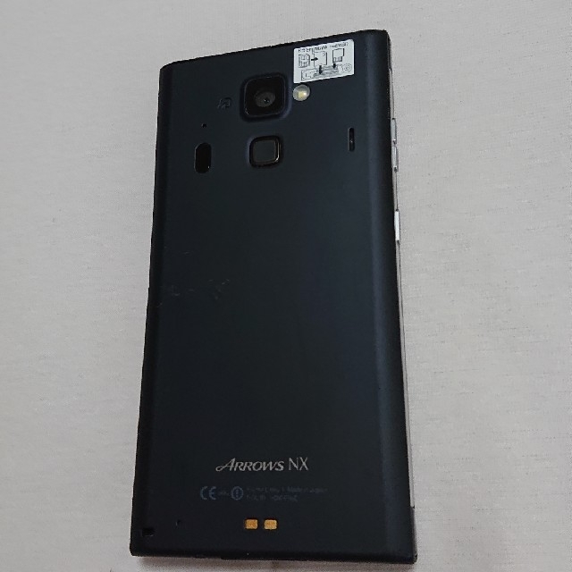 arrows(アローズ)の本体のみ Arrows NX F-06E ドコモ スマホ/家電/カメラのスマートフォン/携帯電話(スマートフォン本体)の商品写真