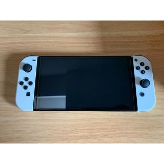 ニンテンドウ(任天堂)のNintendo Switch(有機ELモデル) (家庭用ゲーム機本体)