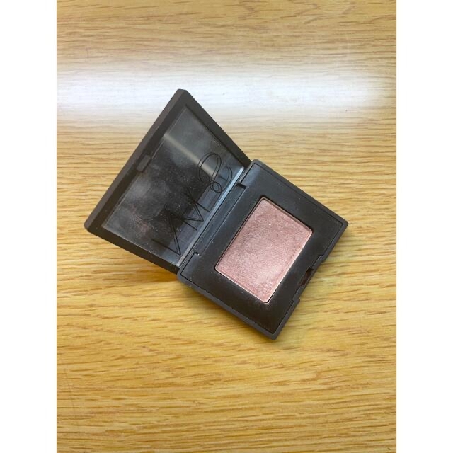 NARS(ナーズ)のＮＡＲＳ シングルアイシャドー　5309 コスメ/美容のベースメイク/化粧品(アイシャドウ)の商品写真