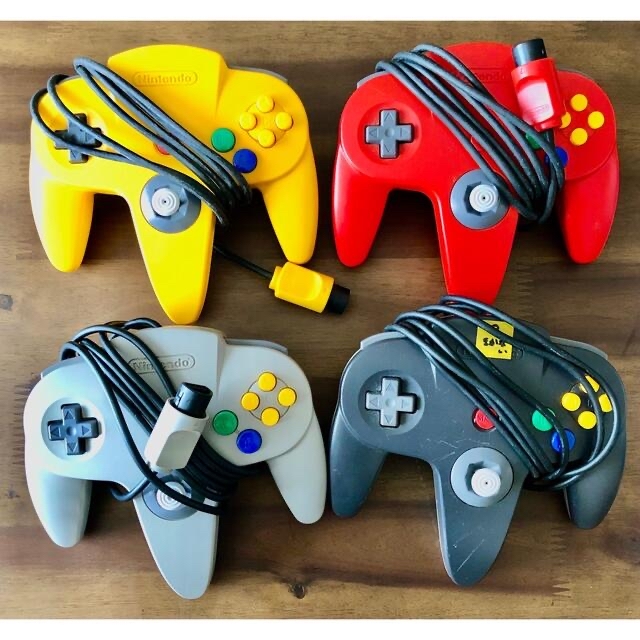 NINTENDO 64(ニンテンドウ64)のNintendo64 (ニンテンドー64)本体、コントローラー、ソフト1点 エンタメ/ホビーのゲームソフト/ゲーム機本体(家庭用ゲーム機本体)の商品写真