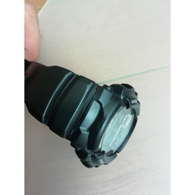 【うさぎ様】G-SHOCK G-2700　AWG-M100 純正ベルト加工品付き メンズの時計(腕時計(デジタル))の商品写真