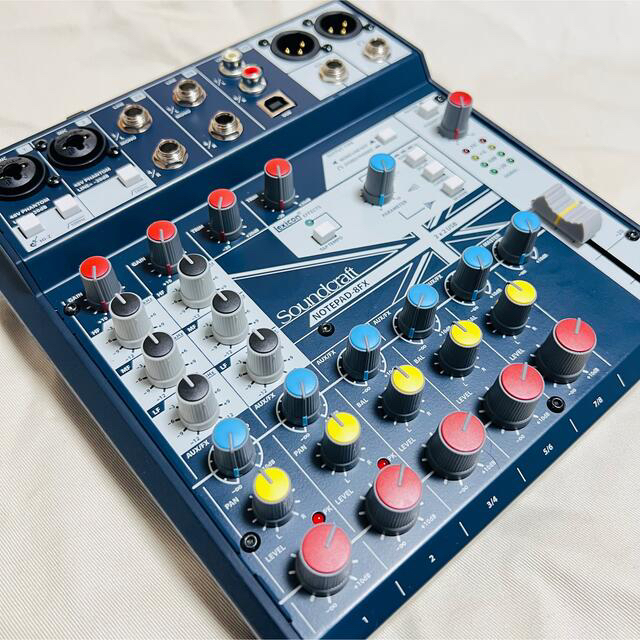 らくりん 様専用 SoundCraft Notepad-8FXのサムネイル