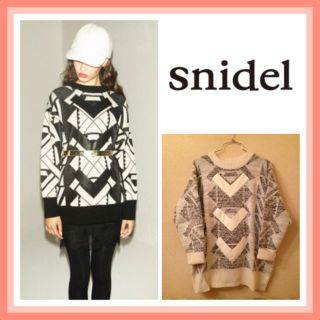 スナイデル(SNIDEL)のsnidel☆幾何学ジャガードニット(ニット/セーター)