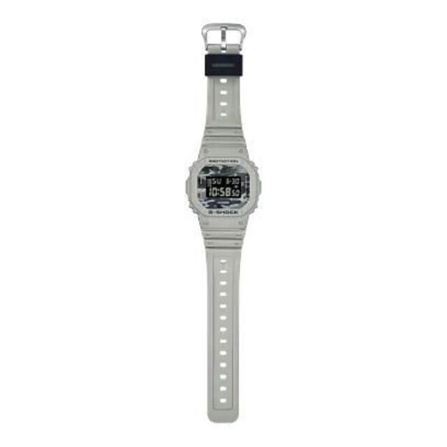 カシオ　CASIO G-SHOCK　 DW-5600CA-8