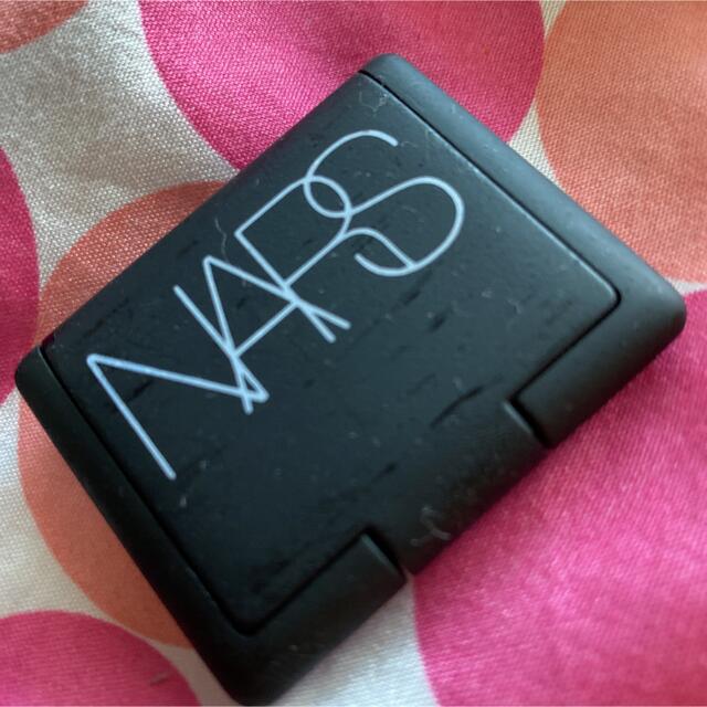 NARS(ナーズ)のNARS シングルアイシャドウ　2055 パープル コスメ/美容のベースメイク/化粧品(アイシャドウ)の商品写真
