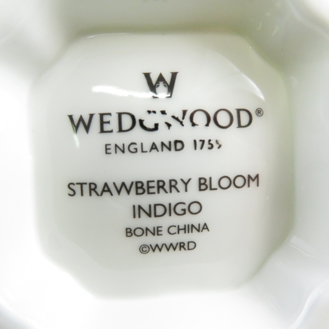 WEDGWOOD - ウェッジウッド ストロベリーブルームインディゴ 夫婦茶碗