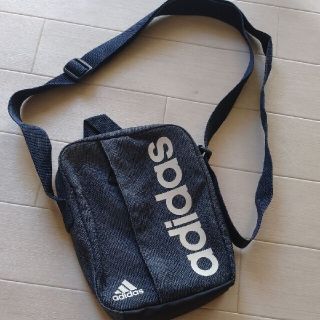 adidas ショルダーバッグ　デニム